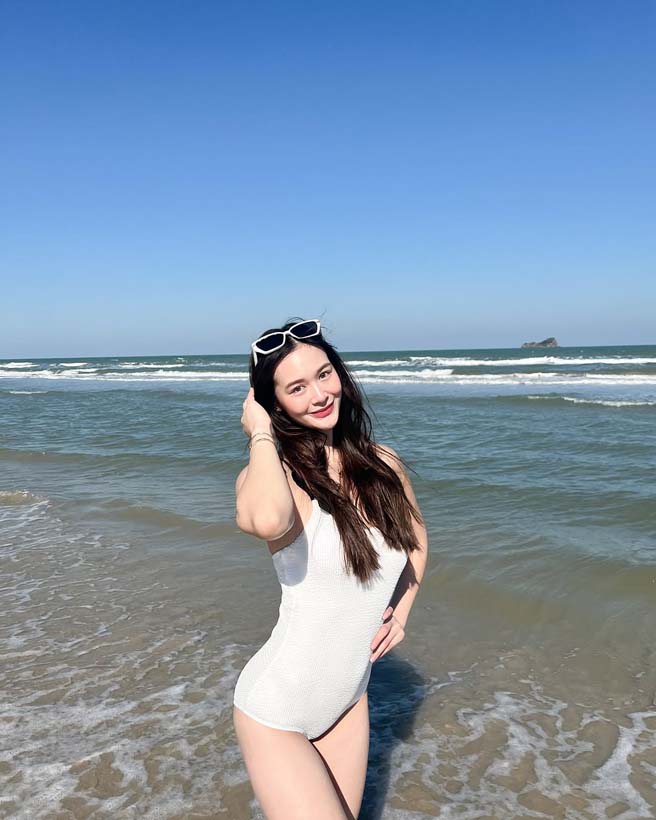 น้องเหนือ ดิสรยา เช็กอินหัวหิน รอบนี้มาพร้อมทูพีซ