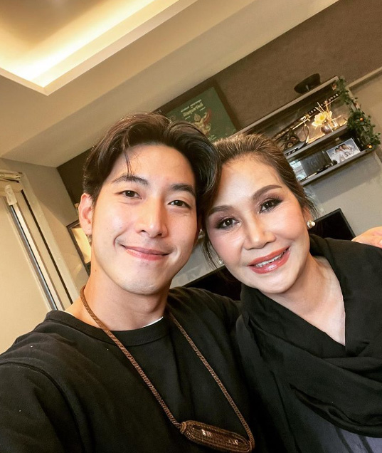 โตโน่ ภาคิน