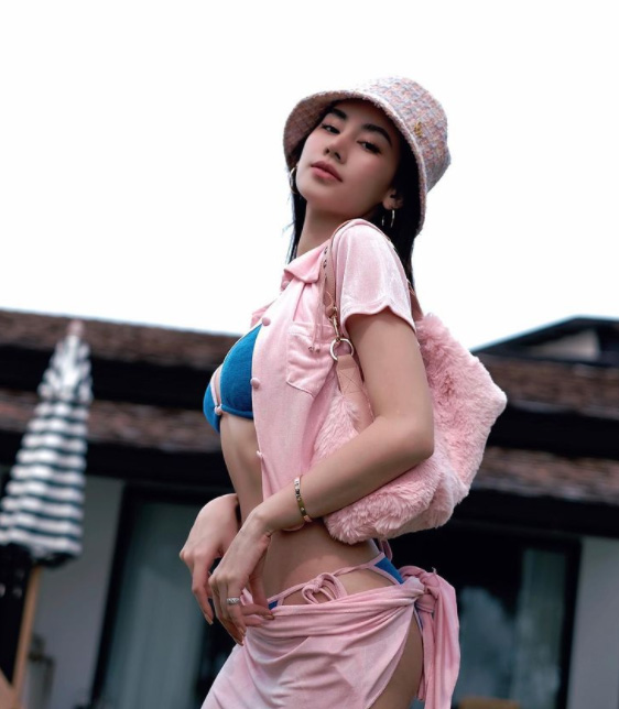 ดาว พิมพ์ทอง