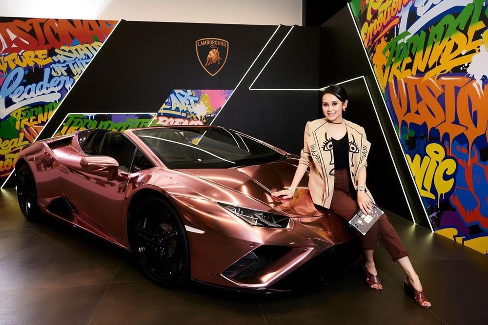 แยม ธมลพรรณ์