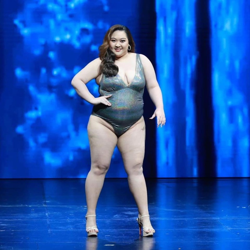 สาวพลัสไซซ์