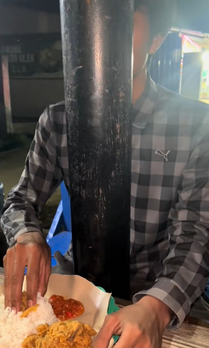 โต๊ะกินข้าว