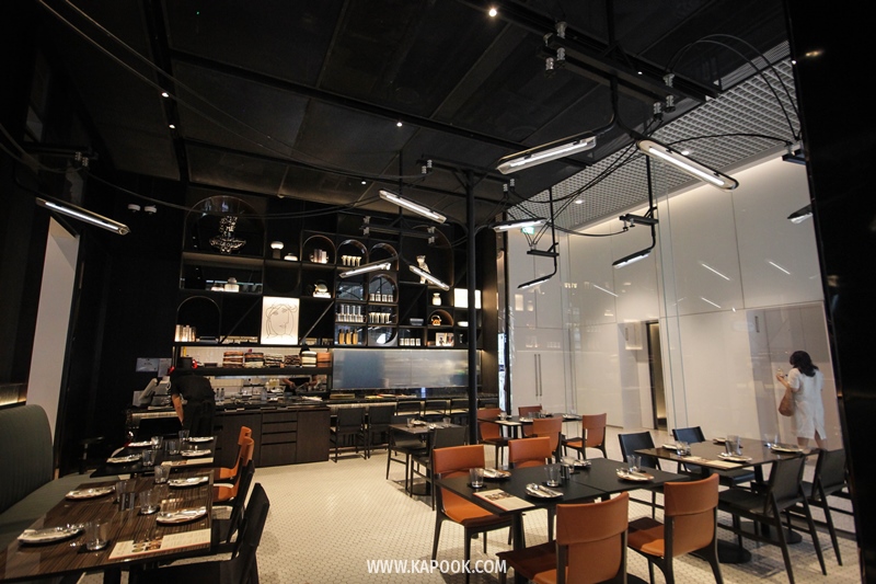 Mahanakhon Eatery