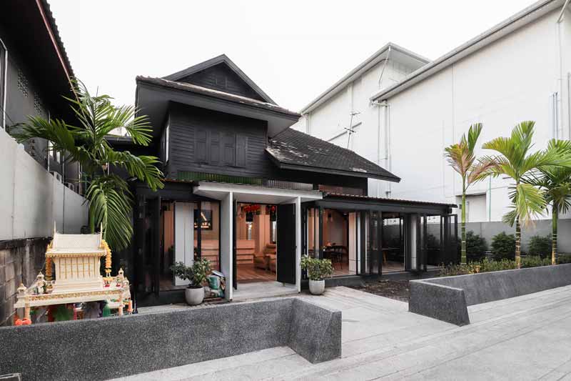 บ้านไม้หรู