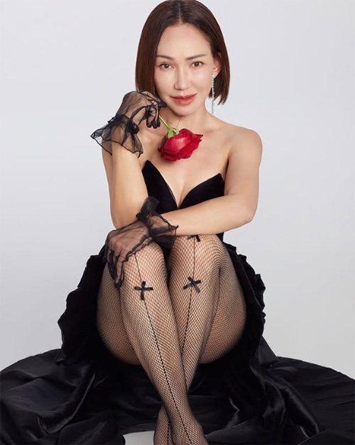 ดี้ ปัทมา กับภาพพัฒนาการความสวยตั้งแต่อดีตจนปัจจุบัน สวยปังในวัย 57