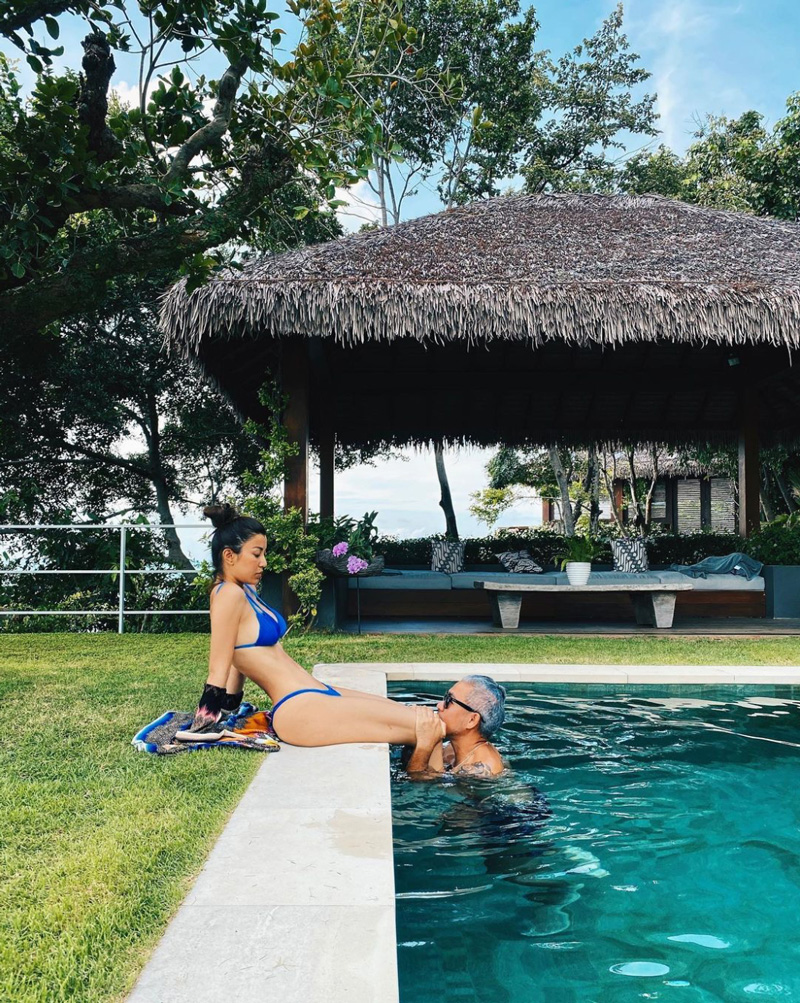 เอมมี่ ไฮโซเจมส์