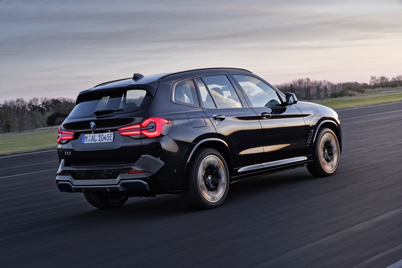BMW iX3 2022