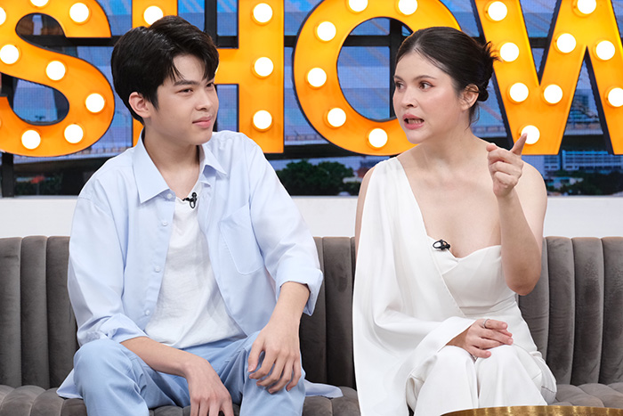 แอนนี่ บรู๊ค ควง น้องฑีฆายุ