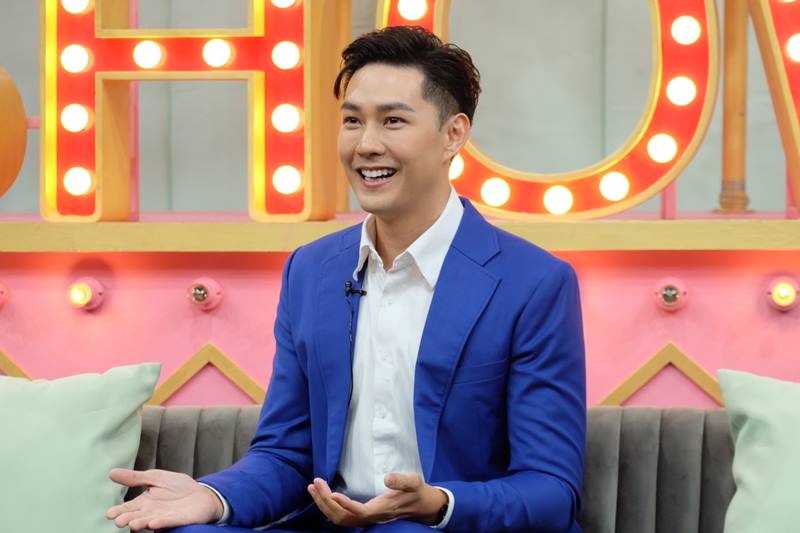 แอมป์ พีรวัศ