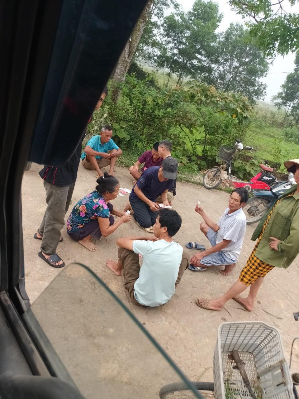 เล่นไพ่