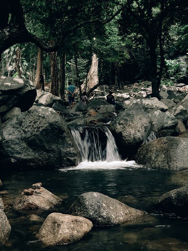 อุทยานแห่งชาติน้ำตกทรายขาว