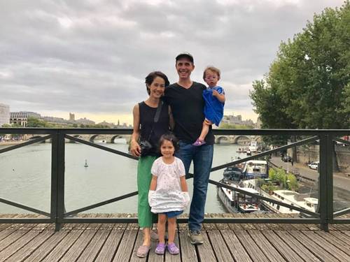 อุ้ม สิริยากร