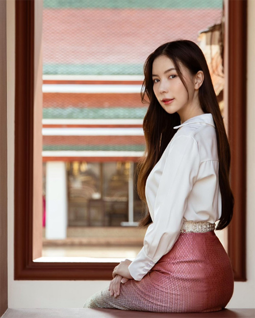 แต่งตัวไปวัด