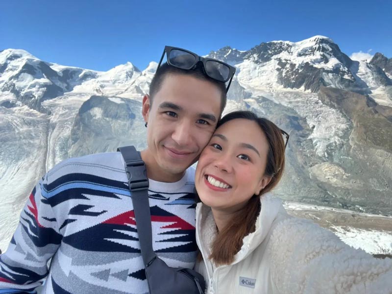 นิว เมษา