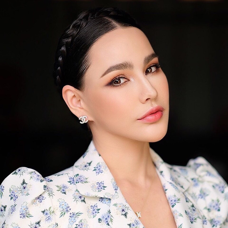 แหม่ม วิชุดา