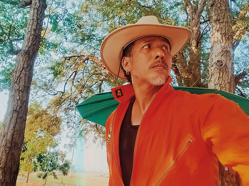 เอ็กซ์ จตุรงค์ อดีตบอยแบนด์ยุค 90 