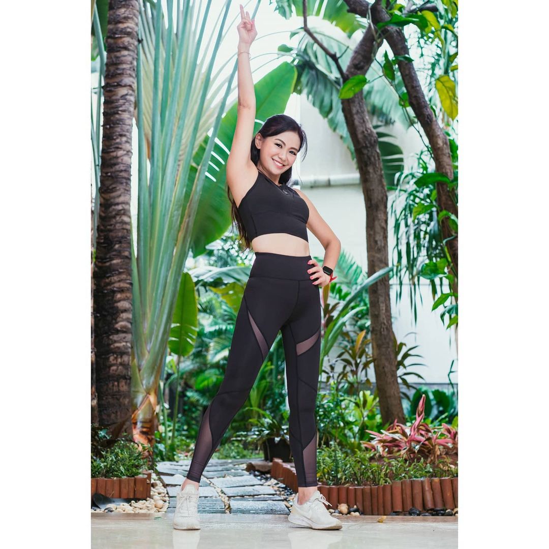 สาวสวย หน้าเด็ก