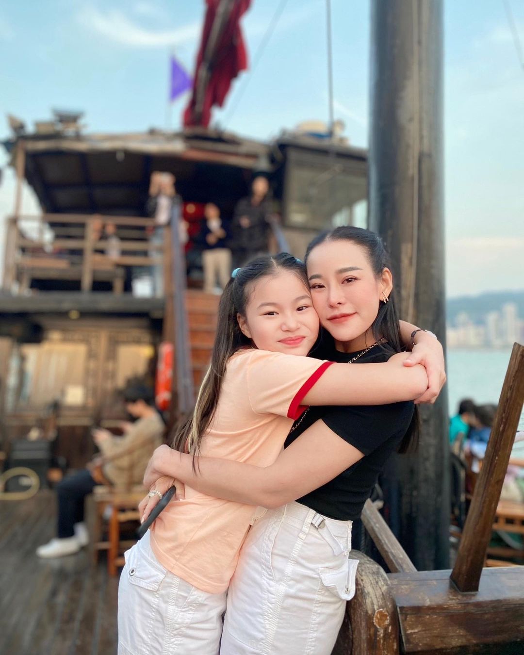 หนิง ปณิตา