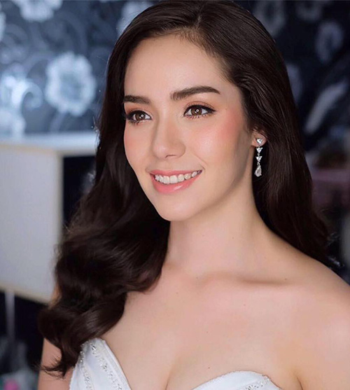 มิเรียน สุเดชา อัคเซลการ์ด ประวัติ