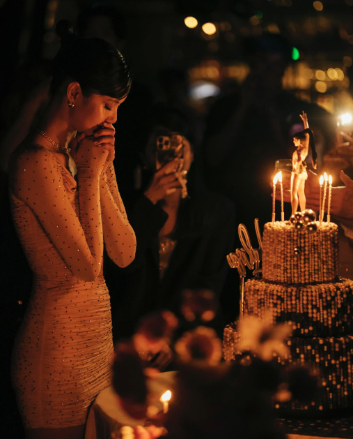 ลิซ่า BLACKPINK ประวัติ