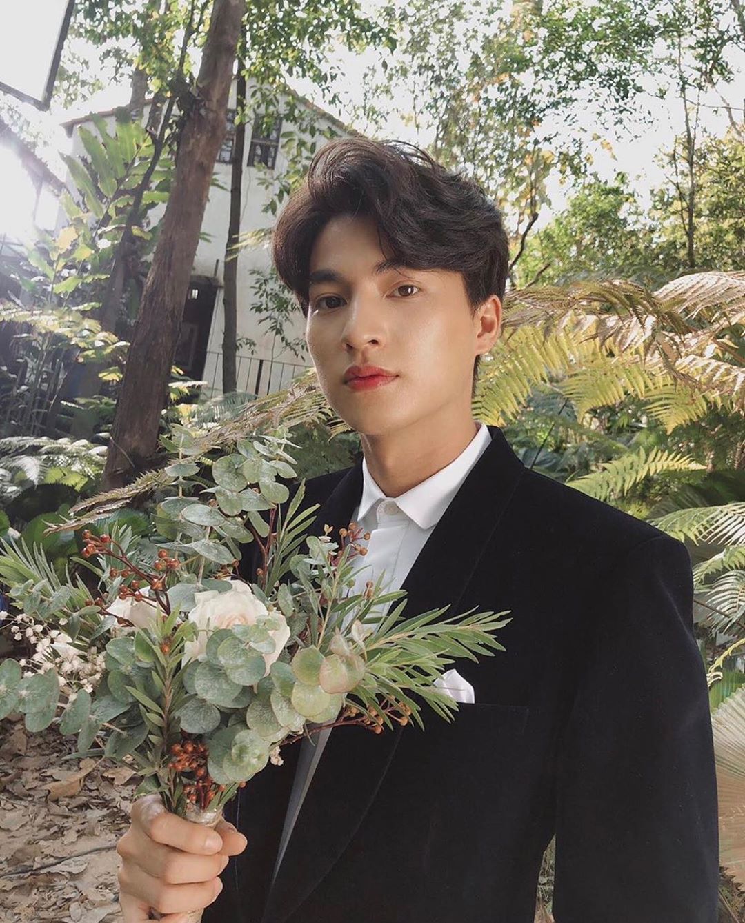 มิว กลัฟ