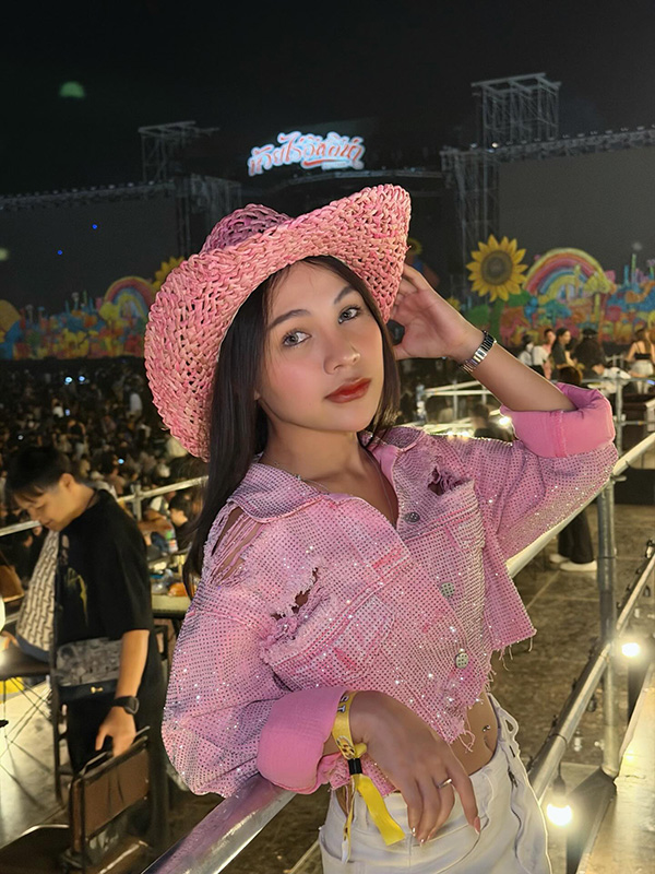 ลิลลี่ ได้หมดถ้าสดชื่น