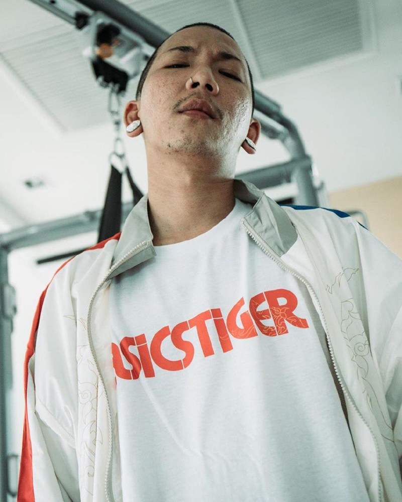 แจ๊ส ชวนชื่น