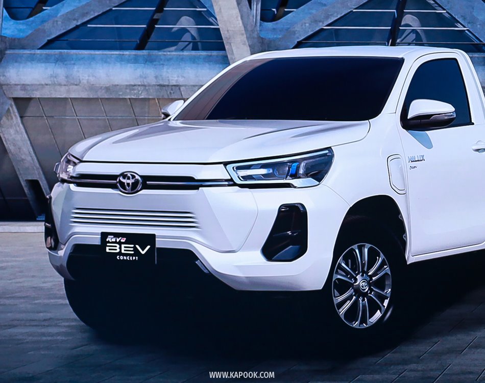 Toyota Hilux Revo BEV