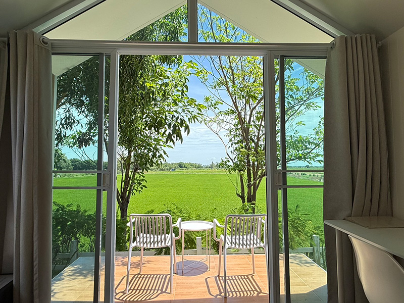 บ้านไทยไออุ่น ที่พักวิวทุ่งนา 2569