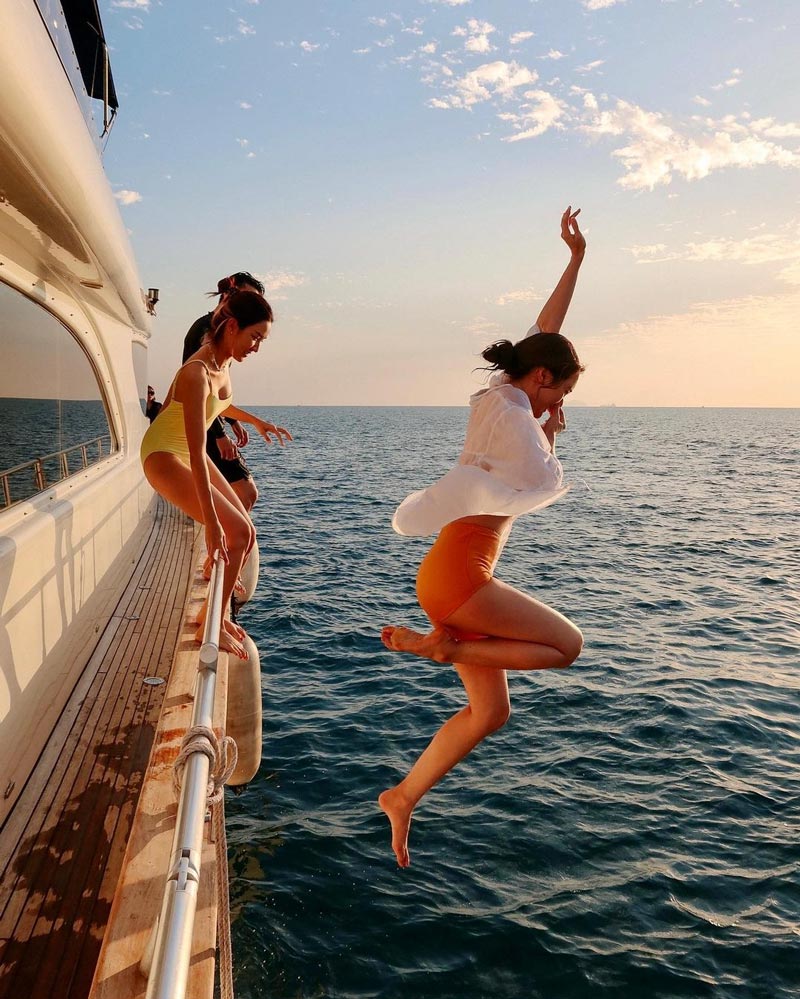 บัว นลินทิพย์