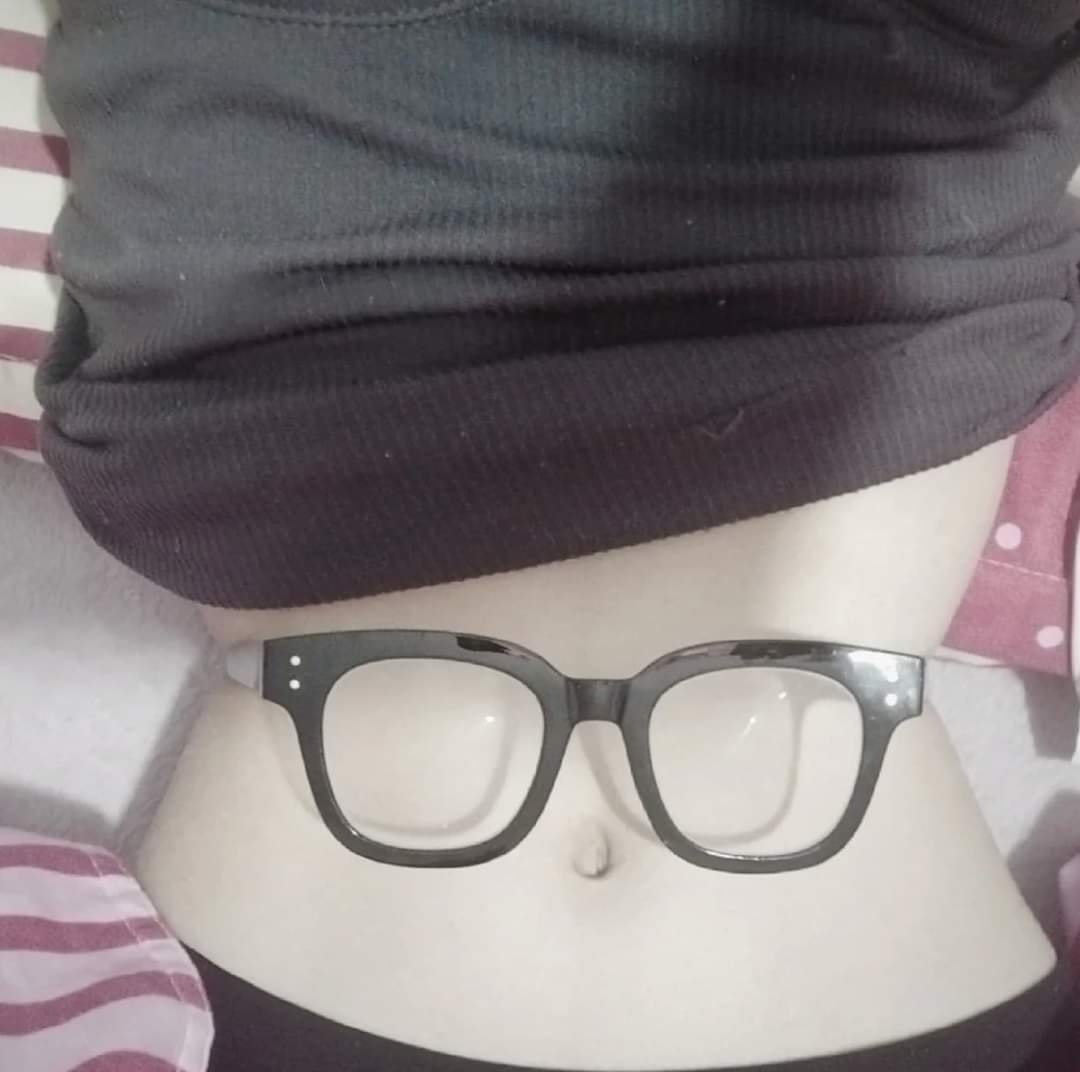 เอวแว่น