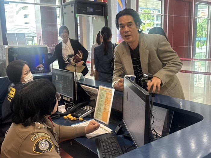  แอลลี่ อชิรญา  อ่ำ อัมรินทร์