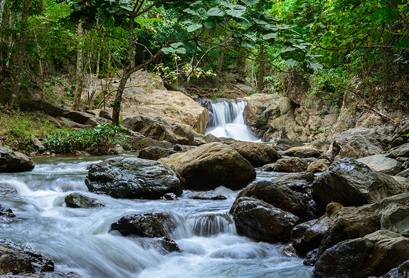 น้ำตกเชิงทอง จังหวัดแพร่