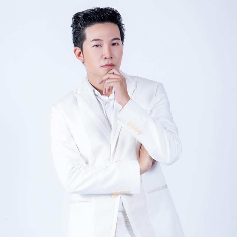 อั๋น ภูวนาท