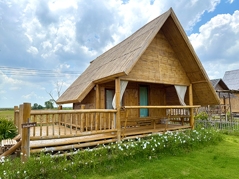 บ้านไทยไออุ่น ที่พักวิวทุ่งนา 2569