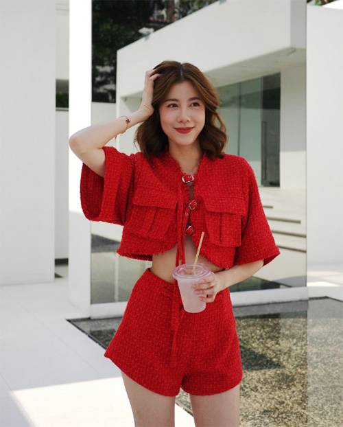 เอสเธอร์ สุปรีย์ลีลา ทรงผม