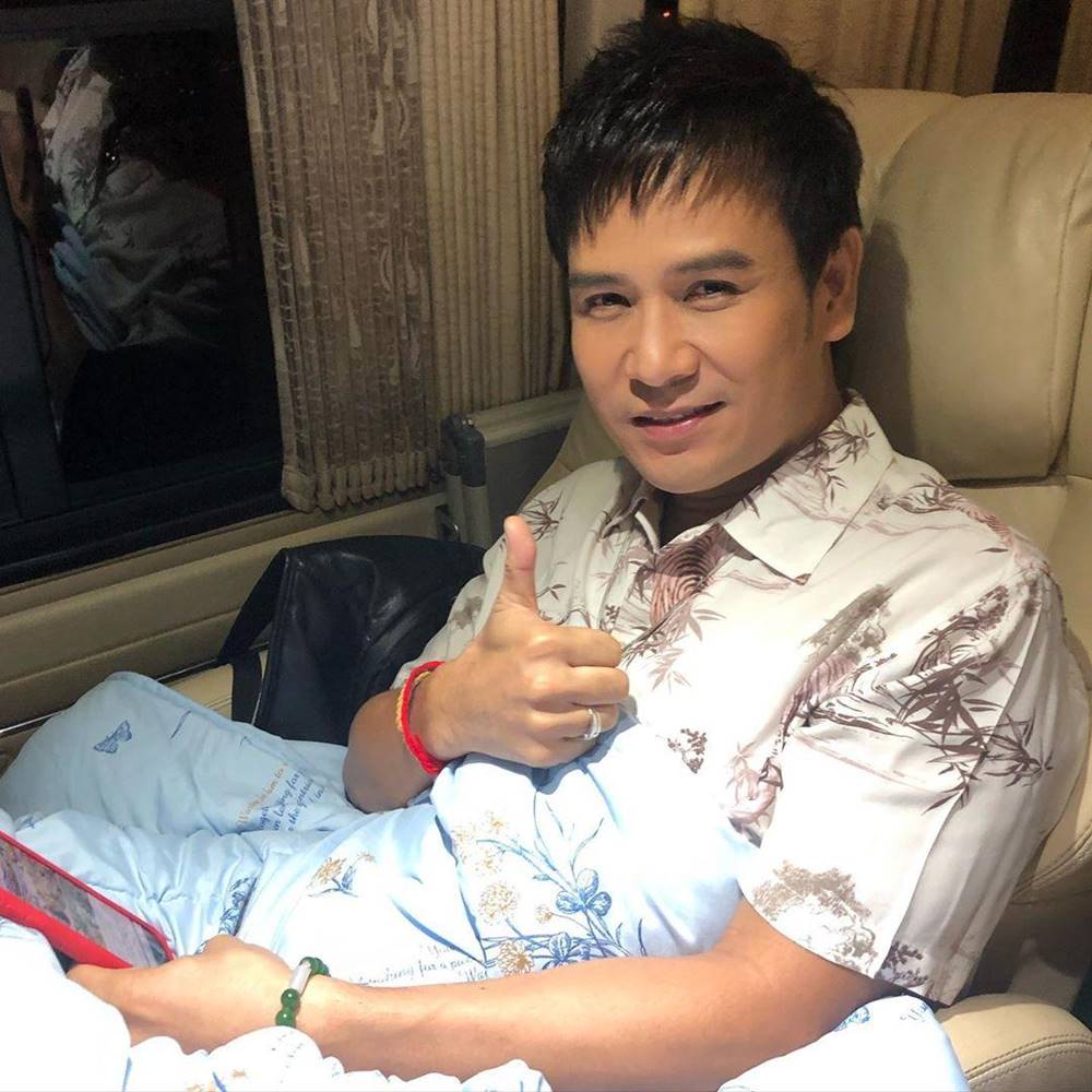 ไผ่ พงษธร
