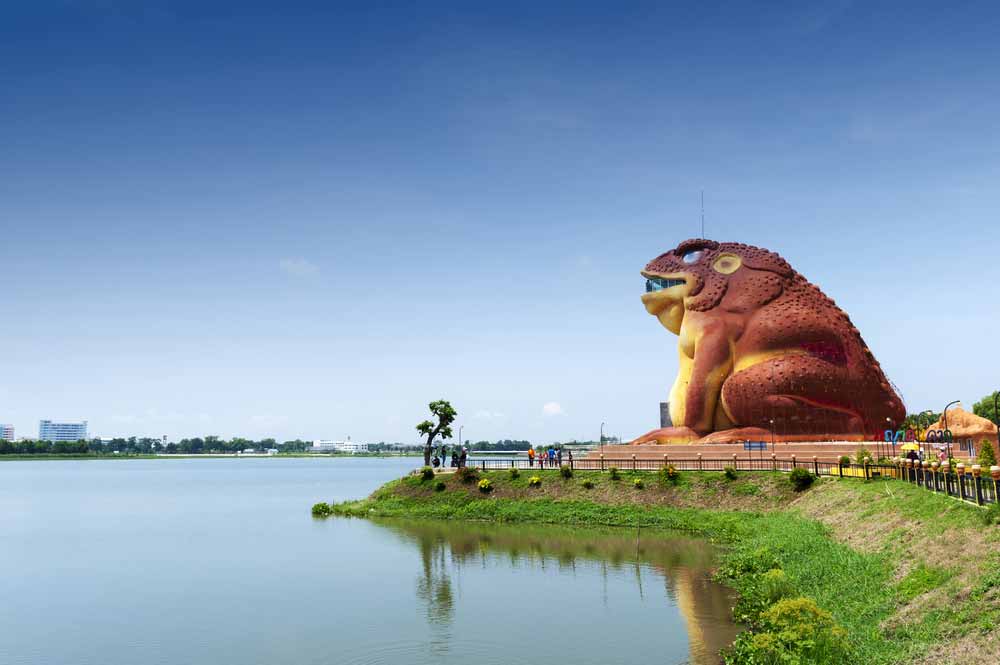 สถานที่ท่องเที่ยวในประเทศไทย