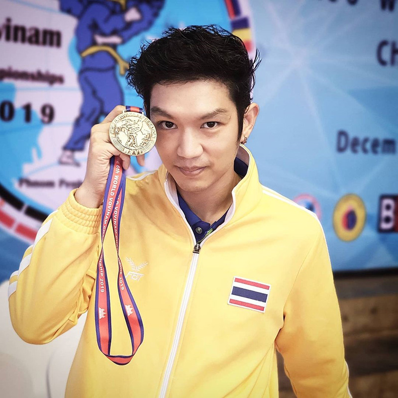 ท็อป ณฐกร 