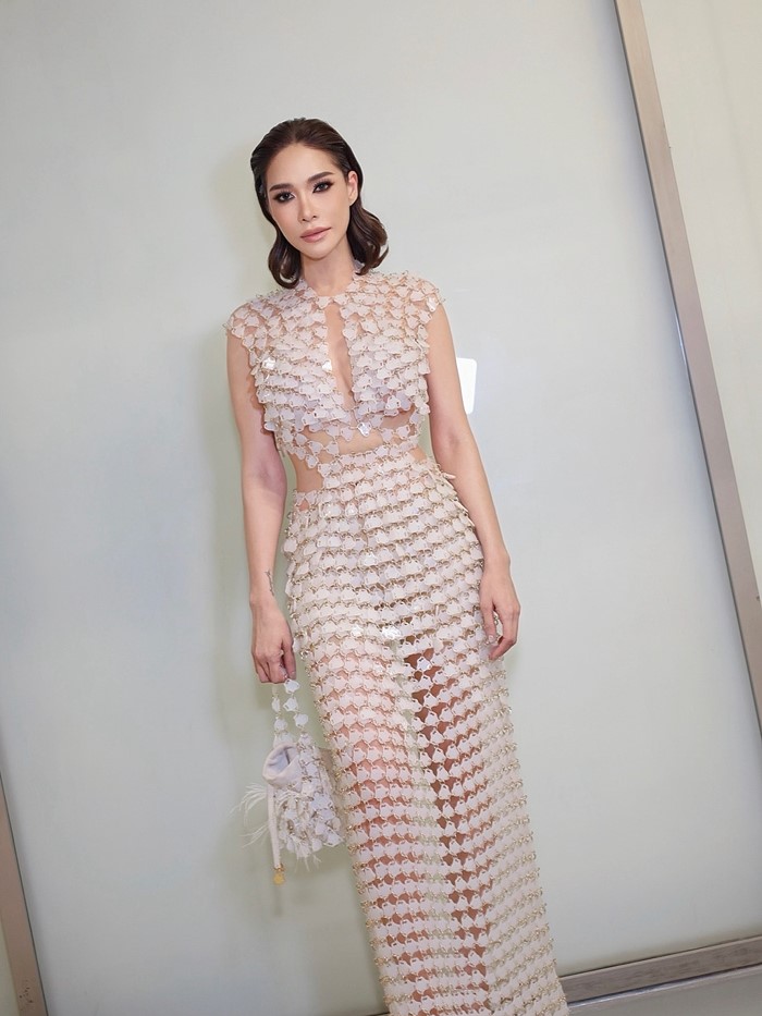 พลอย เฌอมาลย์ 