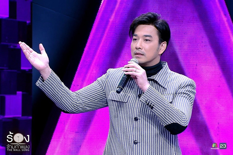 เจมส์ เรืองศักดิ์