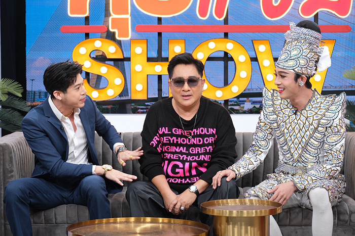 เอกชัย ศรีวิชัย อ้าแขนรับ นุ่น ดำดง เข้าคณะ 