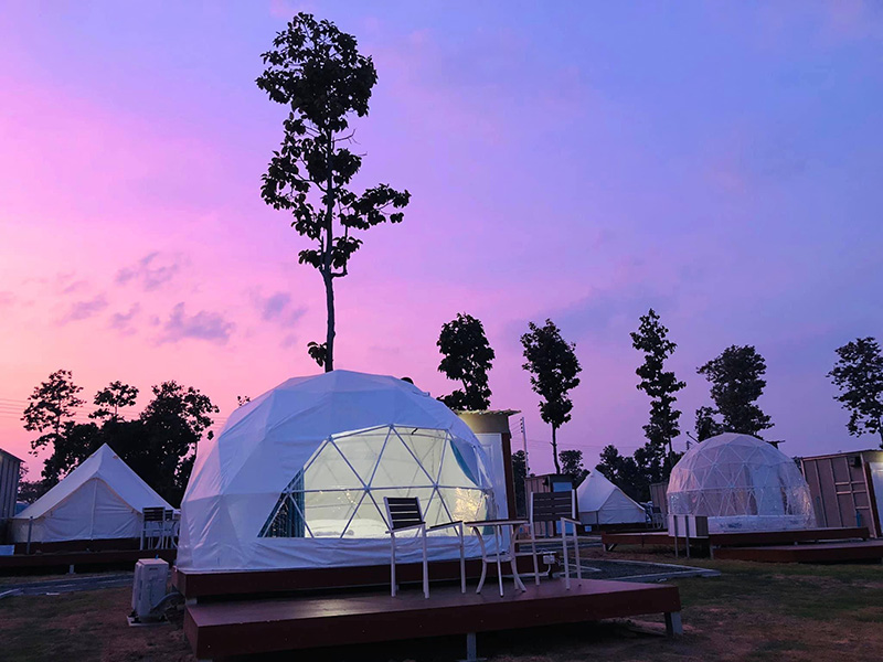 ที่พักเต็นท์กระโจม