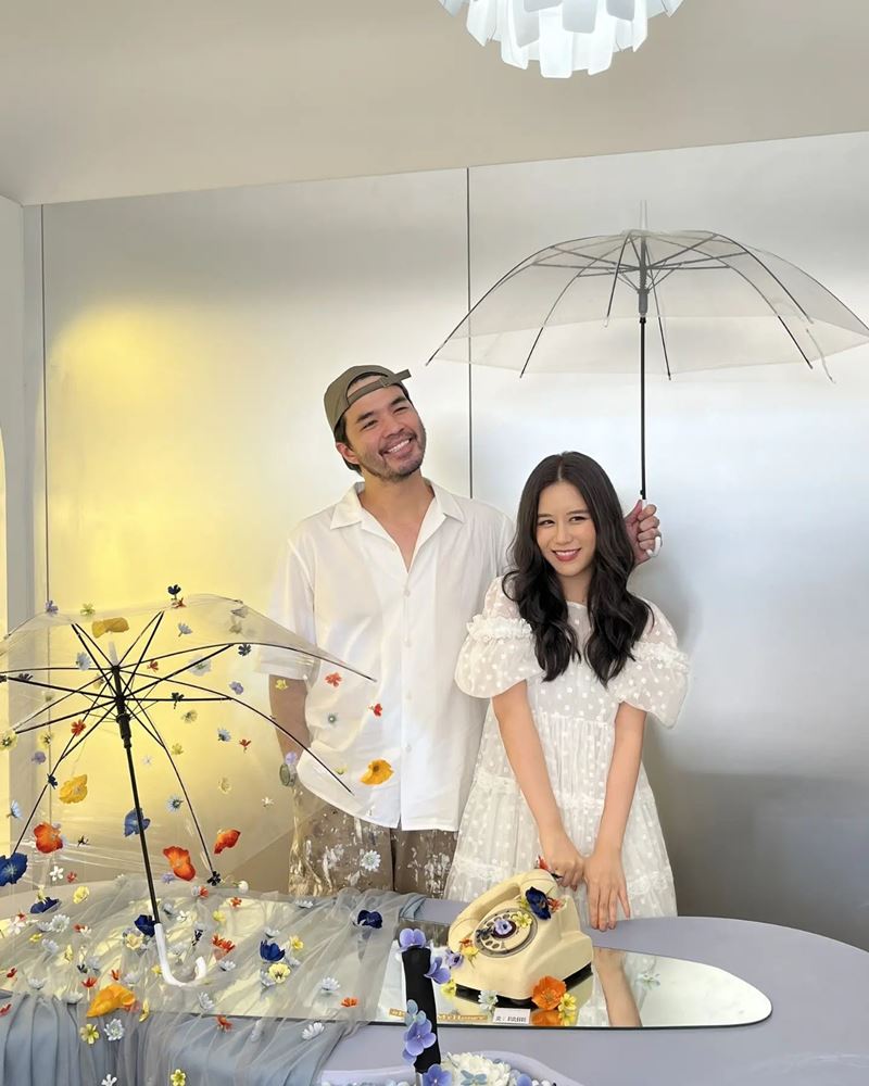 ว่าน ธนกฤต ฟาง ธนันต์ธรญ์