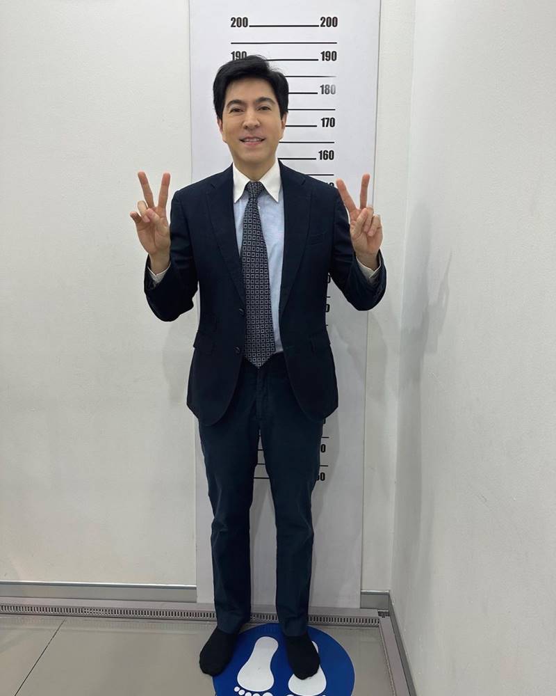 แซม ยุรนันท์