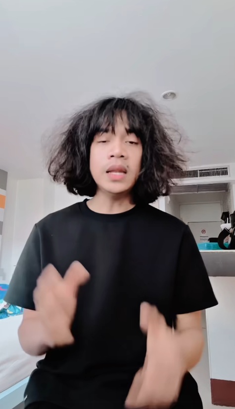 ปุ้ย L.กฮ ลำไย ไหทองคำ