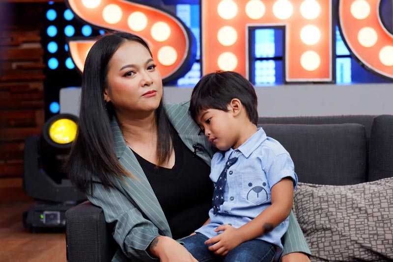 แมงปอ ชลธิชา