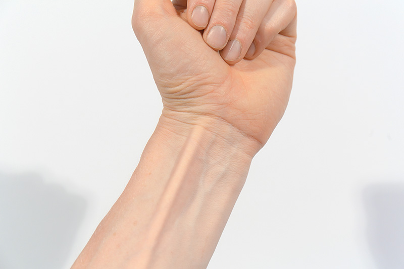 วิธีดูสีผิวตัวเอง