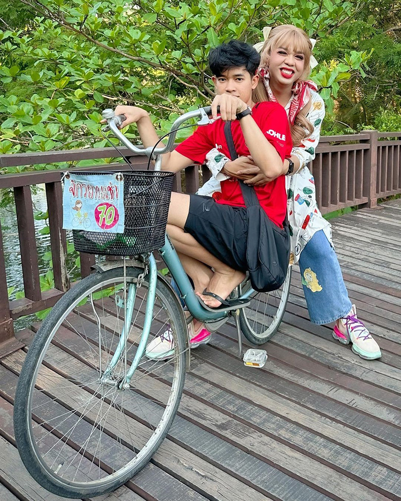 แพรรี่ ไพรวัลย์ 