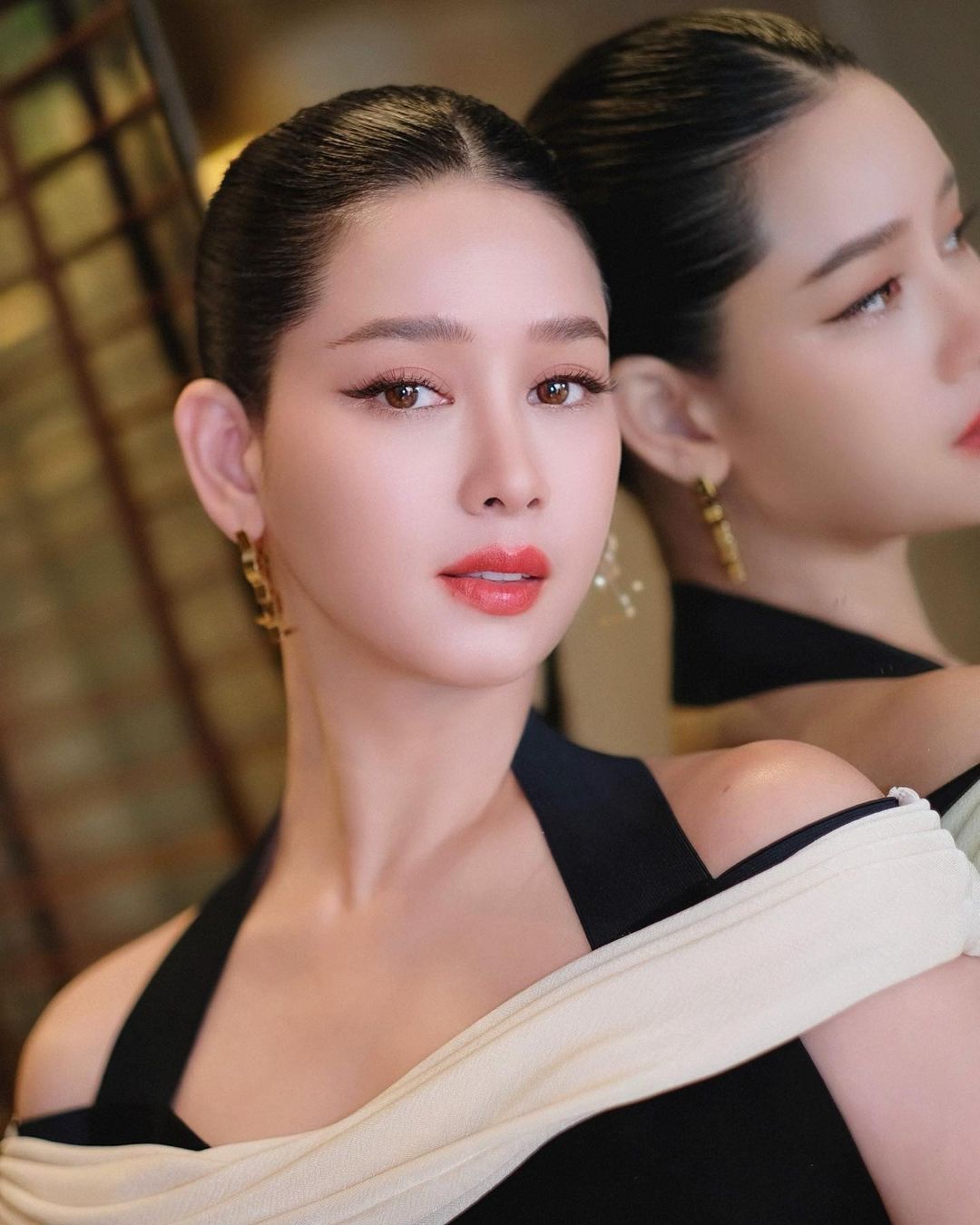 โม อมีนา